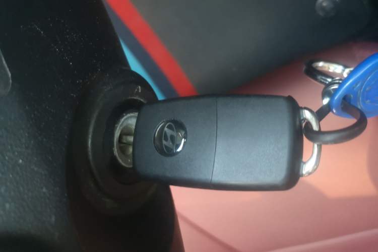 Used Hyundai Genesis Coupe 2012 2.0T Automatic Luxury Edition Vehicle Key