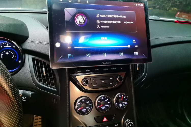 Used Hyundai Genesis Coupe 2012 2.0T Automatic Luxury Edition Audio And AC Panel