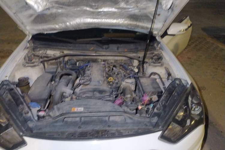 Used Hyundai Genesis Coupe 2012 2.0T Automatic Luxury Edition Engine Bay Left