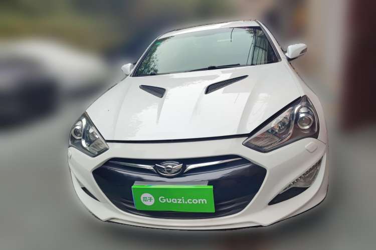 Used Hyundai Genesis Coupe 2012 2.0T Automatic Luxury Edition Front