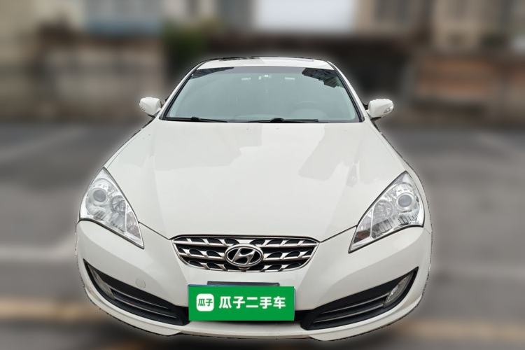 Used Hyundai Genesis Coupe 2012 2.0T Automatic Luxury Edition Front