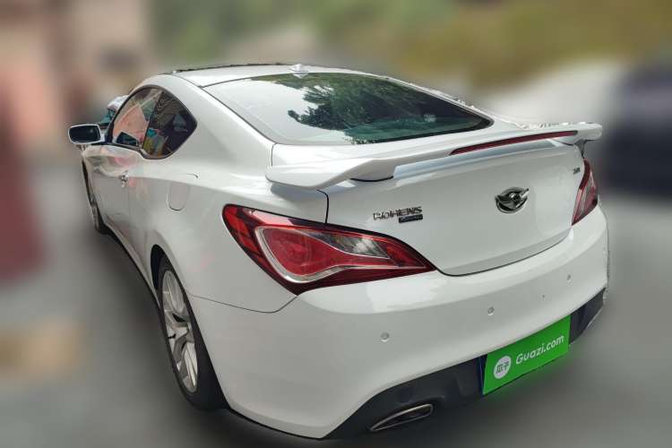 Used Hyundai Genesis Coupe 2012 2.0T Automatic Luxury Edition Rear Left 45 Deg