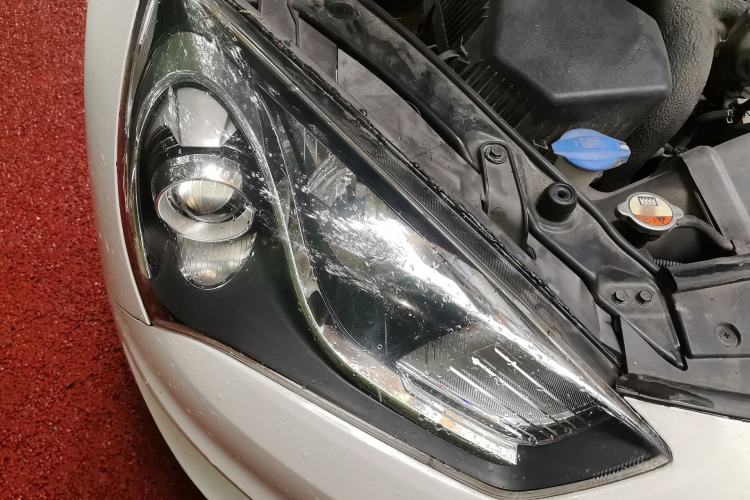 Used Hyundai Genesis Coupe 2012 2.0T Automatic Luxury Edition Right Front Headlight