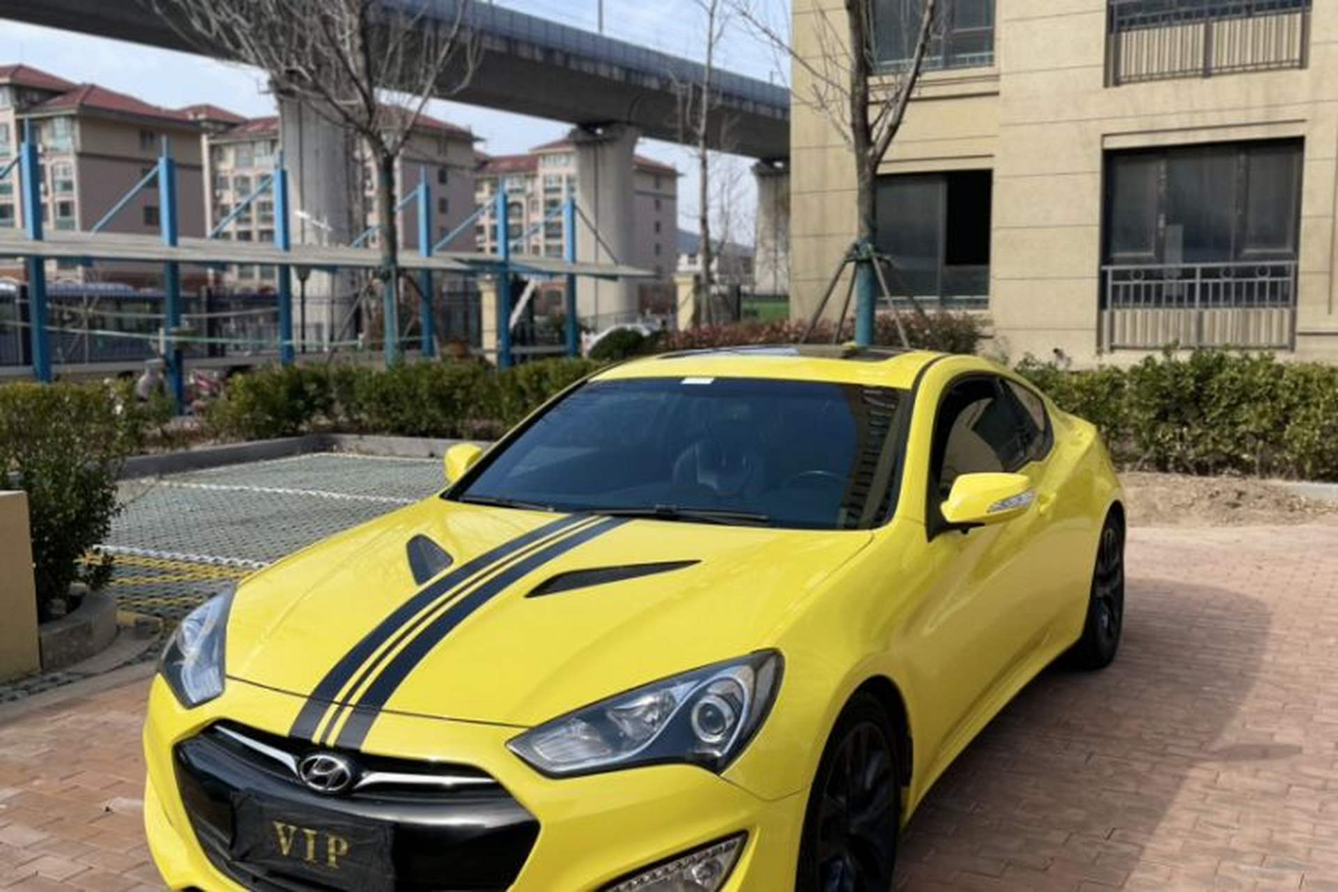 Used Hyundai Genesis Coupe 2012 2.0T Automatic Luxury Edition Exterior 1