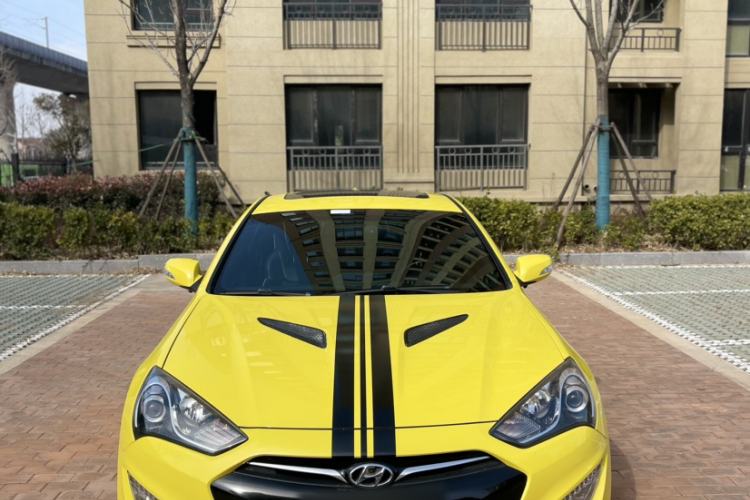Used Hyundai Genesis Coupe 2012 2.0T Automatic Luxury Edition Exterior 2