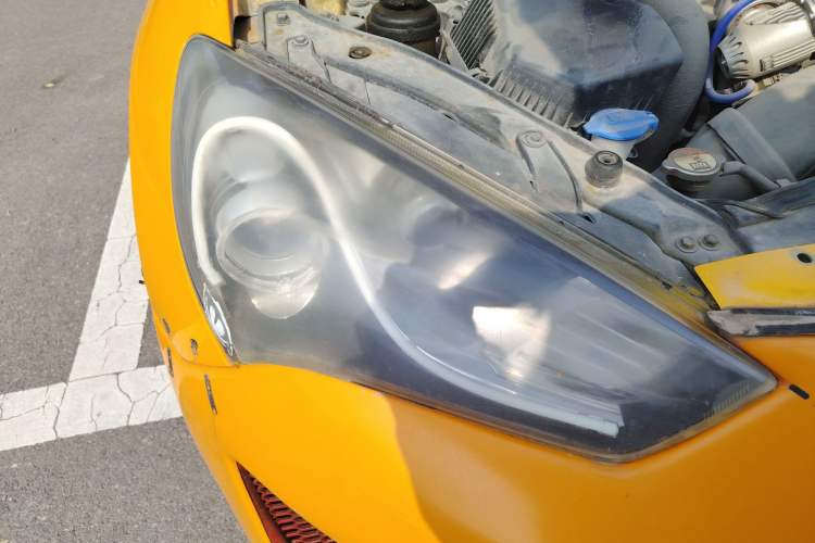 Used Hyundai Genesis Coupe 2012 2.0T Automatic Luxury Edition Right Front Headlight