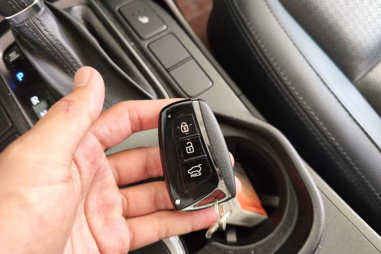 Used Hyundai Grand SantaFe 2013 2.2T 7-Seater Four-Wheel-Drive Comfort Edition Interior 1
