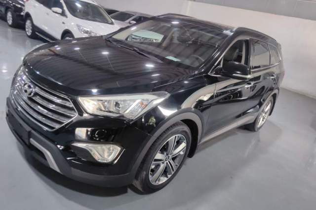 Used Hyundai Grand SantaFe 2013 3.0L 7-seat Four-Wheel-Drive Luxury Edition