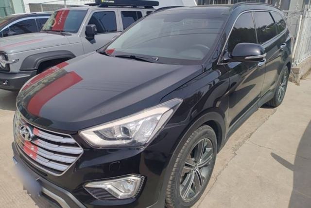 Used Hyundai Grand SantaFe 2013 3.0L 7-seat Four-Wheel-Drive Luxury Edition