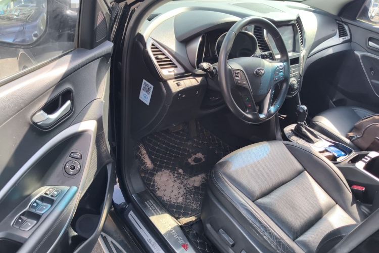 Used Hyundai Grand SantaFe 2013 3.0L 7-Seater Four-Wheel-Drive Comfort Edition Driver Seat