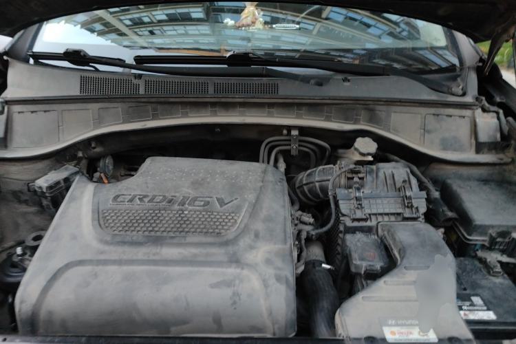 Used Hyundai Grand SantaFe 2013 2.2T 7-Seater Four-Wheel-Drive Comfort Edition Engine Bay