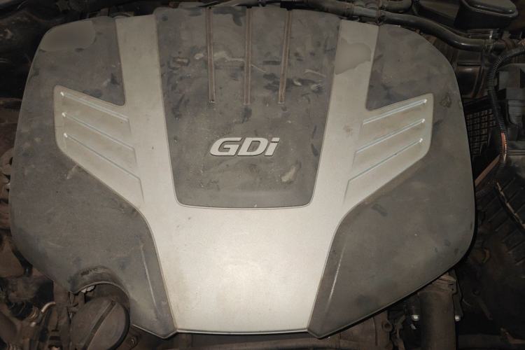 Used Hyundai Grand SantaFe 2013 3.0L 7-Seater 4x4 Flagship Edition Engine Bay