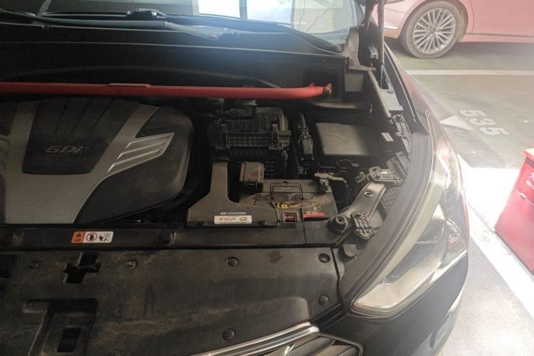 Used Hyundai Grand SantaFe 2013 3.0L 6-Seater Four-Wheel Drive Luxury Edition Engine Bay Left