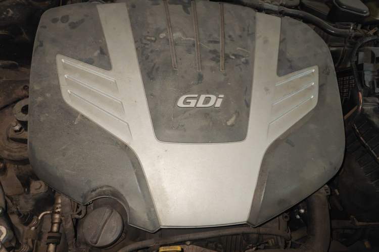 Used Hyundai Grand SantaFe 2013 3.0L 7-Seater 4x4 Flagship Edition Engine Bay Right