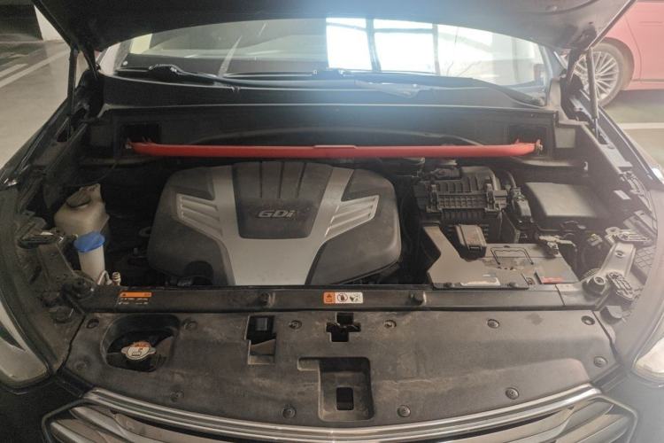 Used Hyundai Grand SantaFe 2013 3.0L 6-Seater Four-Wheel Drive Luxury Edition Engine Bay