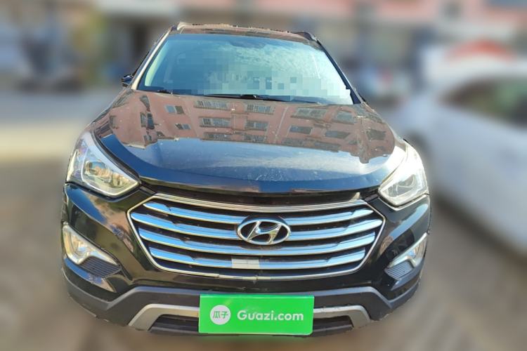 Used Hyundai Grand SantaFe 2013 3.0L 7-Seater Four-Wheel-Drive Comfort Edition Front