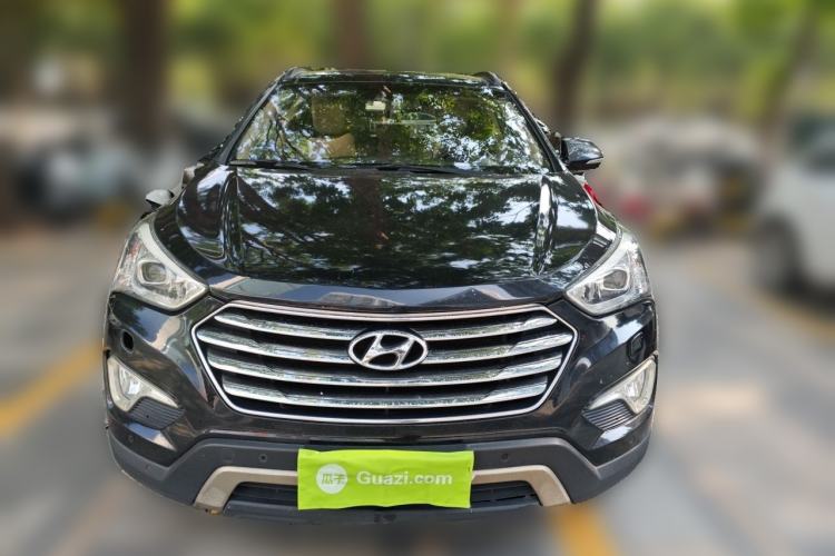 Used Hyundai Grand SantaFe 2013 3.0L 7-Seater 4x4 Flagship Edition Front