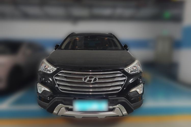 Used Hyundai Grand SantaFe 2013 3.0L 7-Seater 4x4 Flagship Edition Front