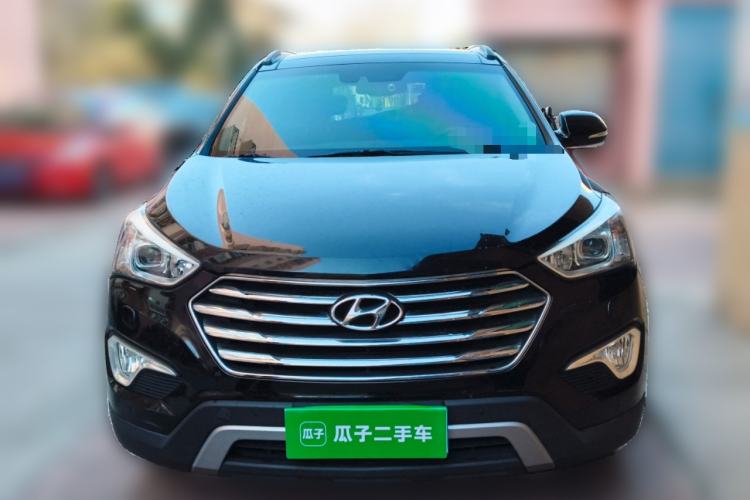 Used Hyundai Grand SantaFe 2013 3.0L 7-Seater 4x4 Flagship Edition Front