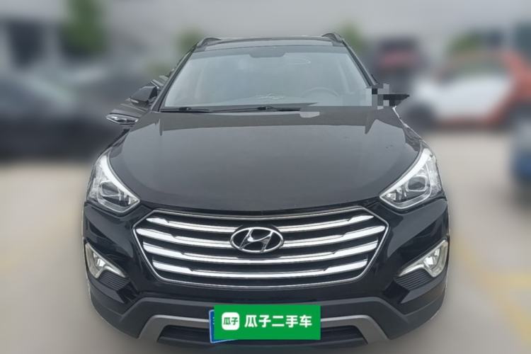 Used Hyundai Grand SantaFe 2013 3.0L 7-Seater Four-Wheel-Drive Comfort Edition Front