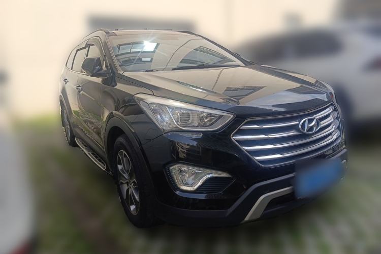 Used Hyundai Grand SantaFe 2013 2.2T 7-Seater Four-Wheel-Drive Comfort Edition Front Right 45 Deg
