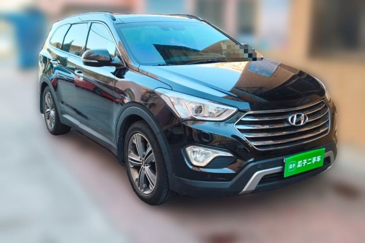 Used Hyundai Grand SantaFe 2013 3.0L 7-Seater 4x4 Flagship Edition Front Right 45 Deg