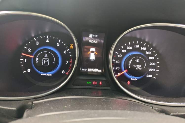 Used Hyundai Grand SantaFe 2013 3.0L 7-Seater Four-Wheel-Drive Comfort Edition Instrument Cluster
