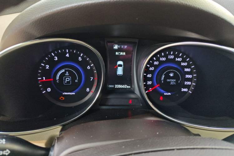 Used Hyundai Grand SantaFe 2013 3.0L 7-Seater 4x4 Flagship Edition Instrument Cluster