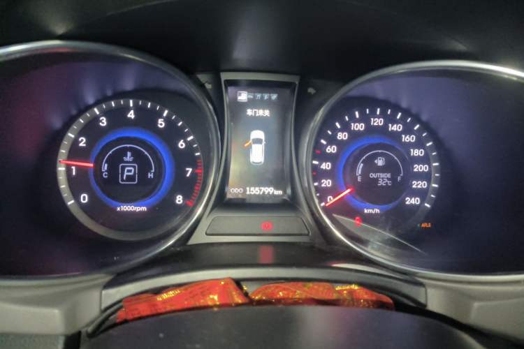 Used Hyundai Grand SantaFe 2013 3.0L 6-seat Four-Wheel-Drive Flagship Edition Instrument Cluster