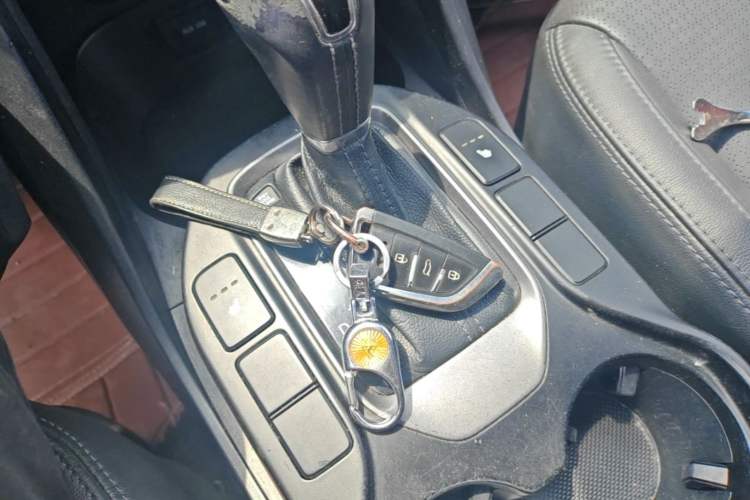 Used Hyundai Grand SantaFe 2013 2.2T 7-Seater Four-Wheel-Drive Comfort Edition Interior 1
