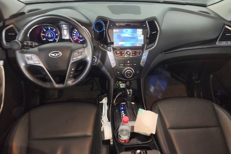 Used Hyundai Grand SantaFe 2013 2.2T 7-Seater Four-Wheel-Drive Comfort Edition Interior 2