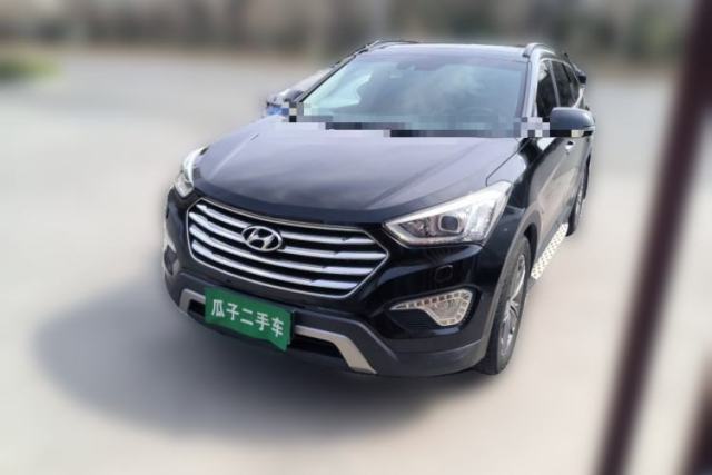 Used Hyundai Grand SantaFe 2013 3.0L 7-seat 4x4 Brown Interior Flagship Edition
