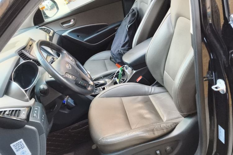 Used Hyundai Grand SantaFe 2013 3.0L 7-Seater 4x4 Flagship Edition Left Front Seat