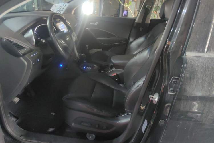 Used Hyundai Grand SantaFe 2013 3.0L 7-seat Four-Wheel-Drive Luxury Edition Left Front Seat