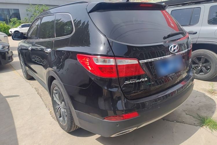 Used Hyundai Grand SantaFe 2013 3.0L 7-seat Four-Wheel-Drive Luxury Edition Rear Left 45 Deg