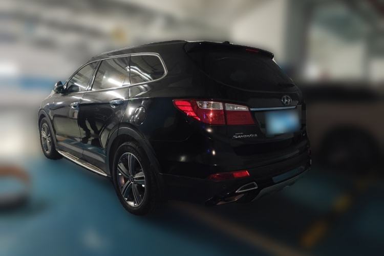 Used Hyundai Grand SantaFe 2013 3.0L 7-Seater 4x4 Flagship Edition Rear Left 45 Deg