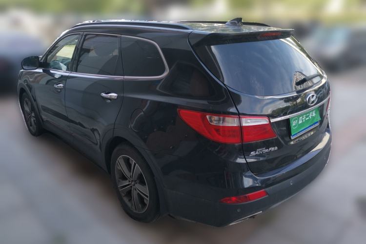 Used Hyundai Grand SantaFe 2013 3.0L 7-seat Four-Wheel-Drive Luxury Edition Rear Left 45 Deg