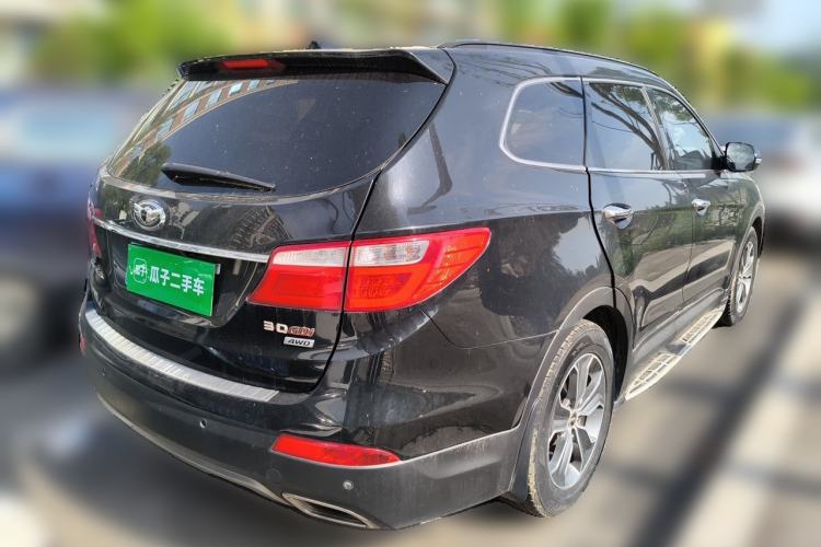 Used Hyundai Grand SantaFe 2013 3.0L 7-Seater Four-Wheel-Drive Comfort Edition Rear Right 45 Deg
