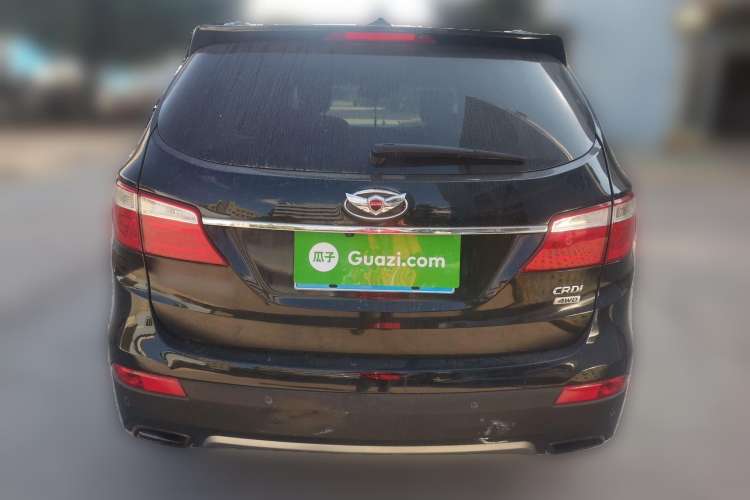 Used Hyundai Grand SantaFe 2013 2.2T 6-Seater Four-Wheel-Drive Flagship Edition Rear