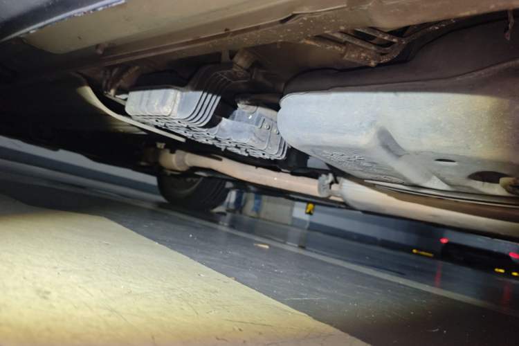 Used Hyundai Grand SantaFe 2013 3.0L 7-Seater 4x4 Flagship Edition Chassis Rear Left