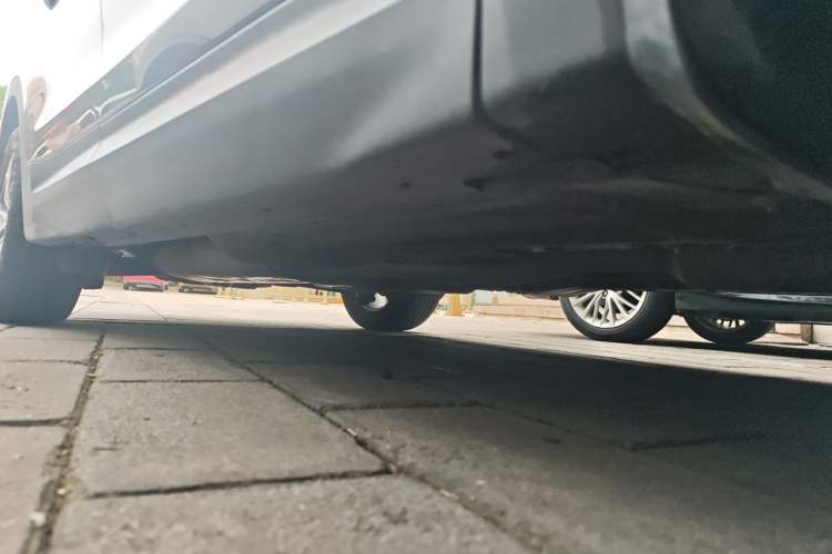 Used Hyundai Grand SantaFe 2013 3.0L 7-Seater Four-Wheel-Drive Comfort Edition Chassis Front Right