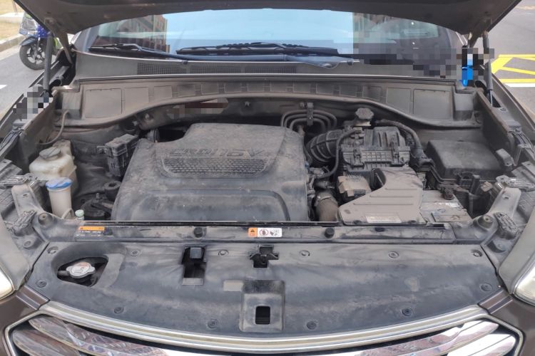 Used Hyundai Grand SantaFe 2013 2.2T 7-Seater Four-Wheel-Drive Comfort Edition Engine Bay