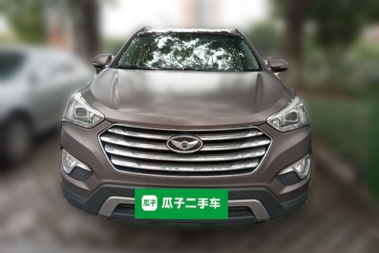 Used Hyundai Grand SantaFe 2013 3.0L 7-Seater Four-Wheel-Drive Comfort Edition Exterior 1