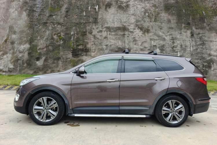 Used Hyundai Grand SantaFe 2013 2.2T 6-Seater Four-Wheel-Drive Luxury Edition Exterior 4