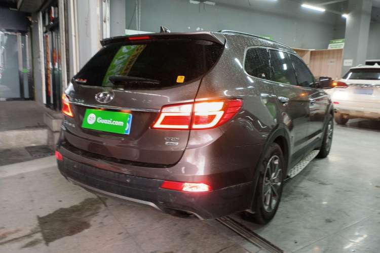 Used Hyundai Grand SantaFe 2013 2.2T 7-Seater Four-Wheel-Drive Comfort Edition Exterior 5