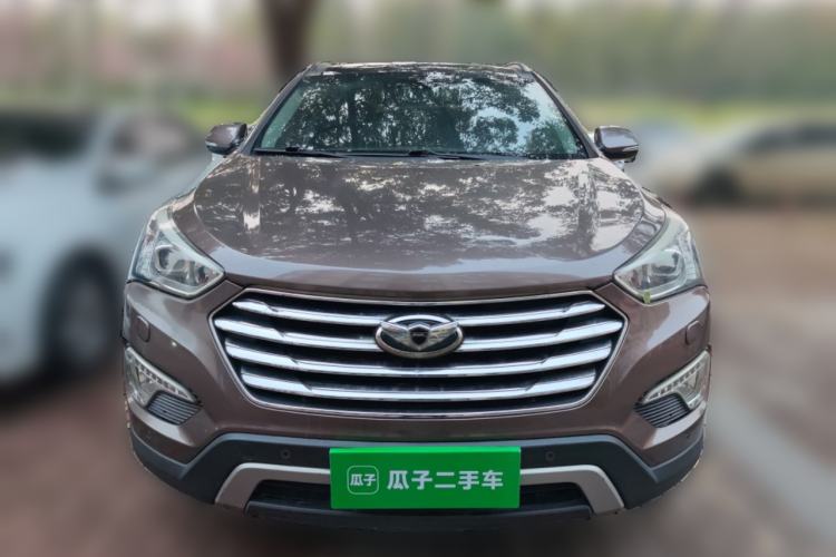 Used Hyundai Grand SantaFe 2013 3.0L 7-seat 4x4 Brown Interior Flagship Edition Front