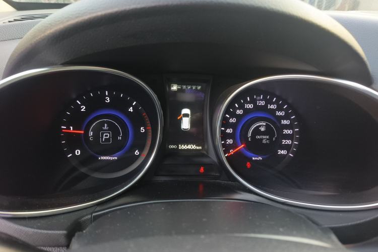 Used Hyundai Grand SantaFe 2013 2.2T 7-Seater Four-Wheel-Drive Flagship Edition Instrument Cluster