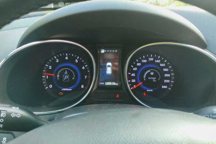 Used Hyundai Grand SantaFe 2013 3.0L 7-seat 4x4 Brown Interior Flagship Edition Instrument Cluster