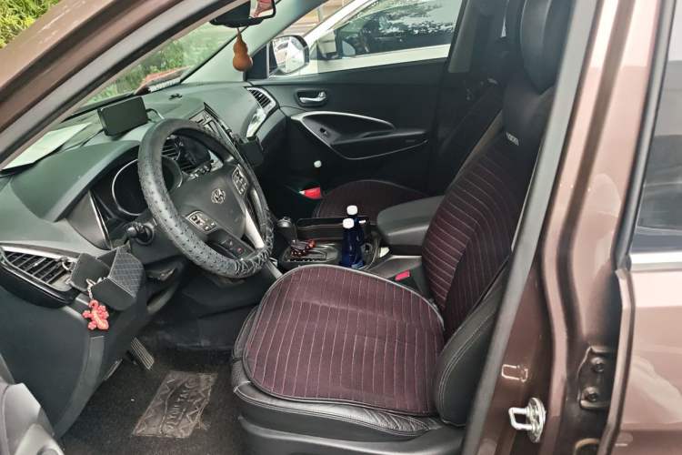Used Hyundai Grand SantaFe 2013 3.0L 7-Seater Four-Wheel-Drive Comfort Edition Left Front Seat