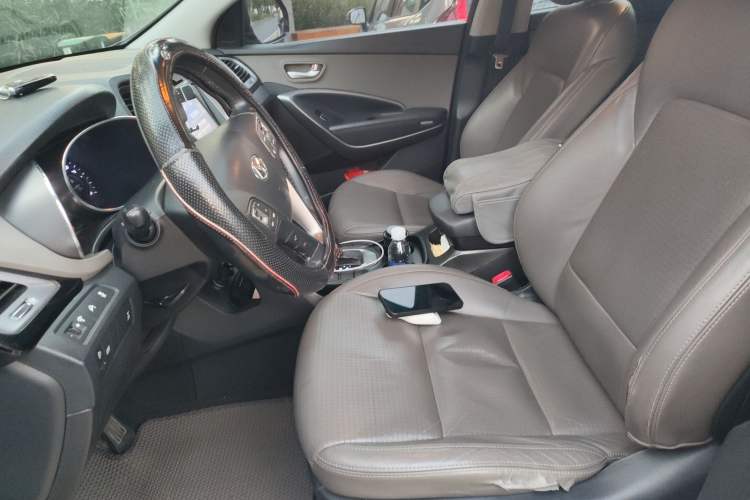 Used Hyundai Grand SantaFe 2013 2.2T 7-Seater Four-Wheel-Drive Comfort Edition Left Front Seat